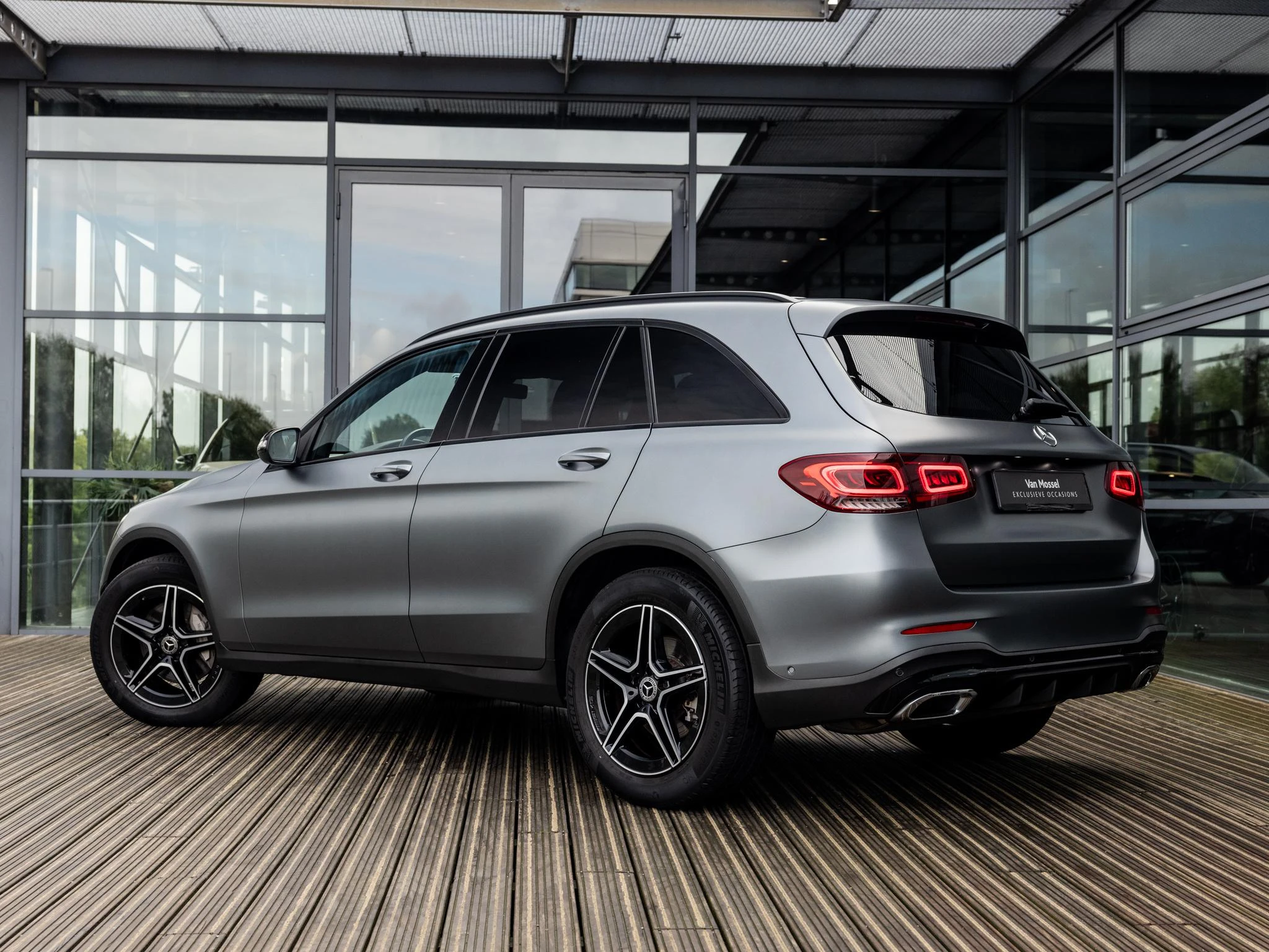 Mercedes-Benz-GLC-image-3