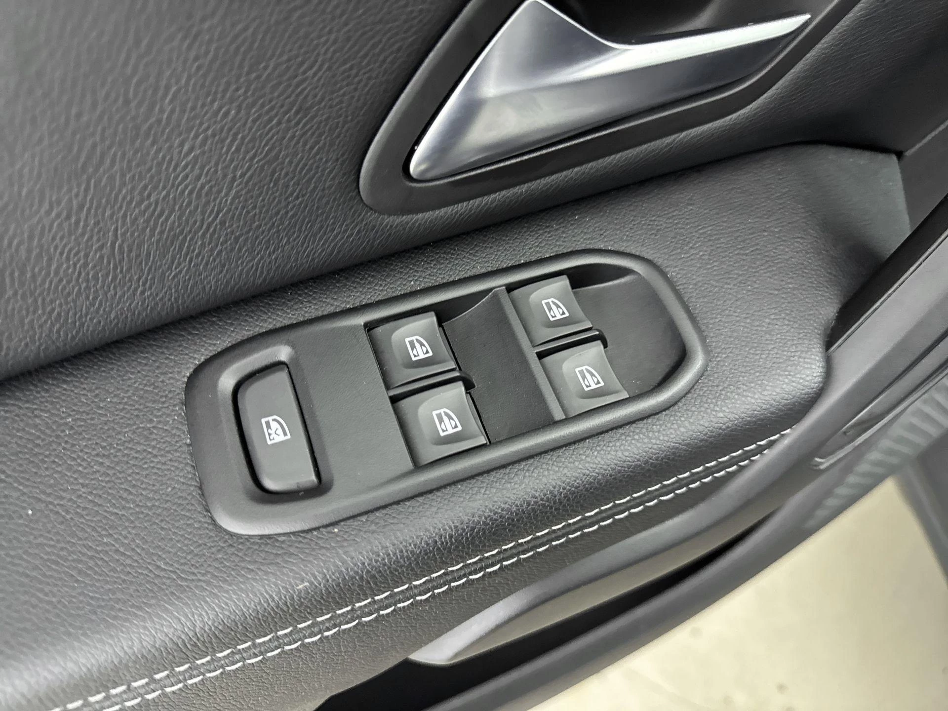 Dacia Duster 1.0 TCe Bi-Fuel Prestige 100PK
