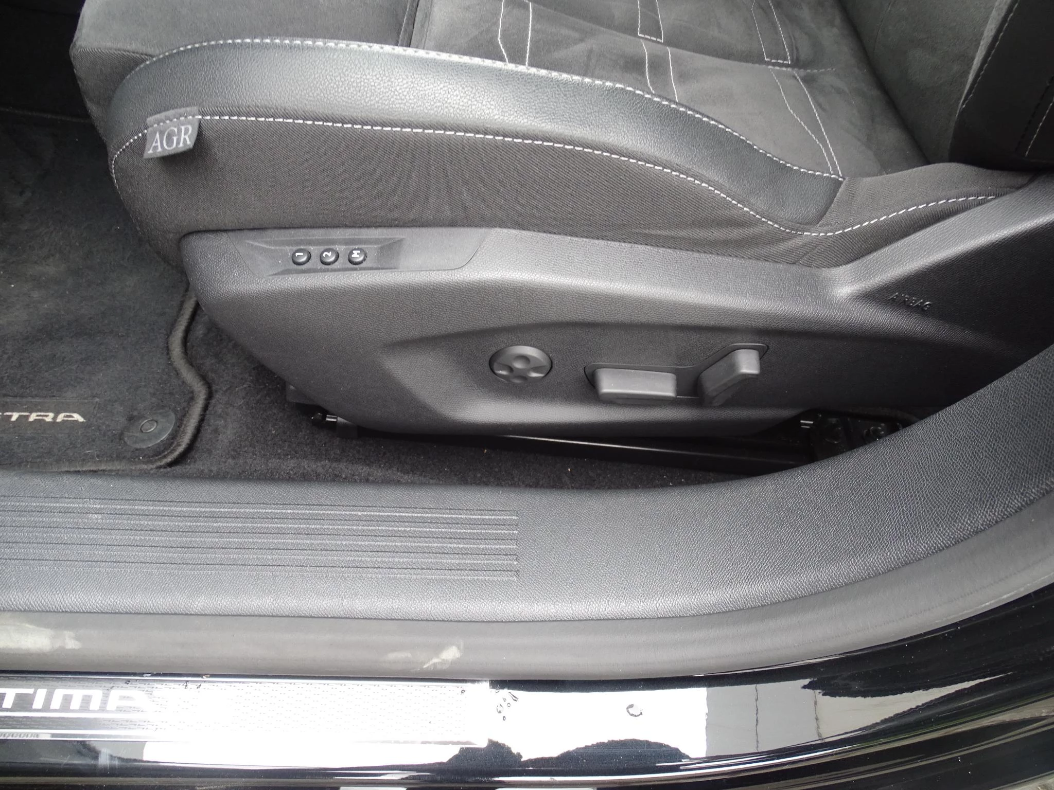 Opel Astra 1.2 Turbo MHEV 100kW Ultimate DCT