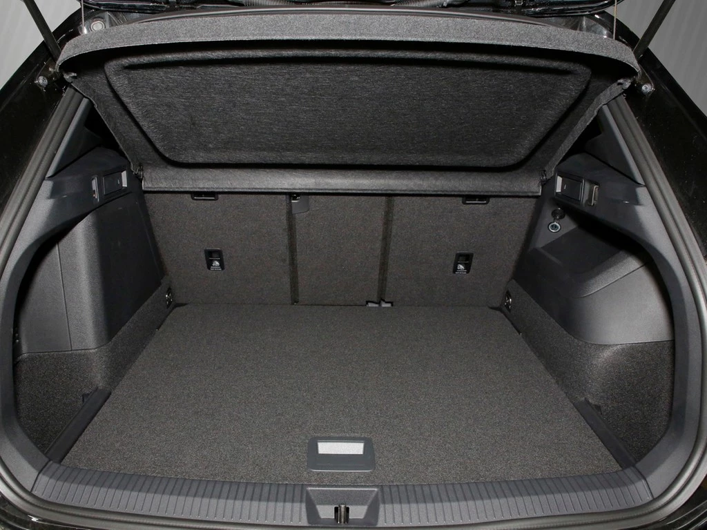 Volkswagen Tiguan R-Line 1.5 eHybrid OPF 6-Gang-DSG