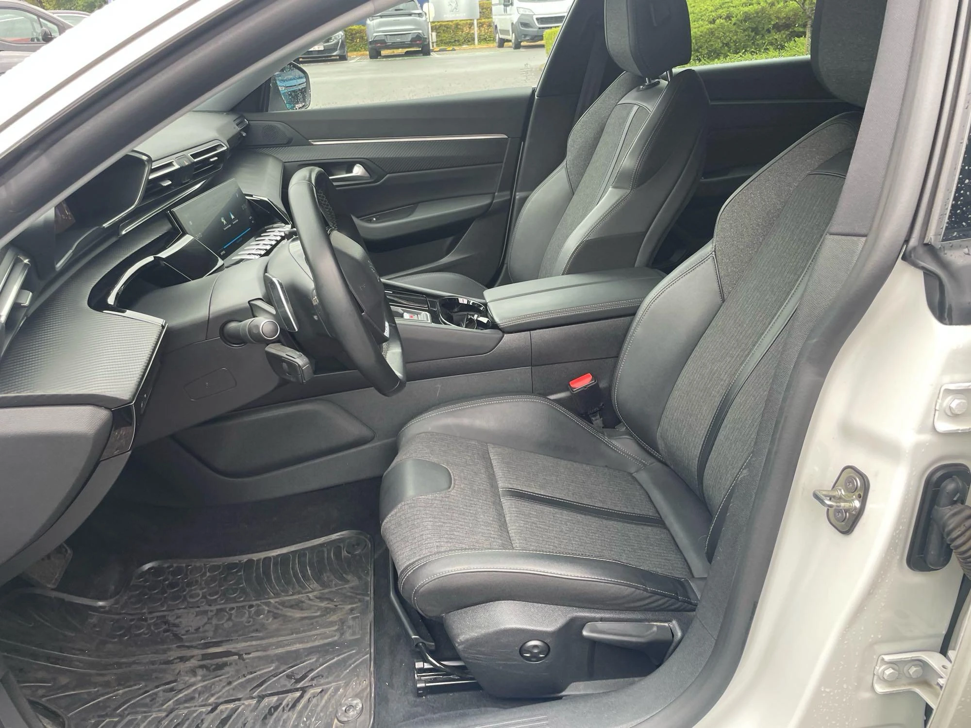 Peugeot-508-image-19