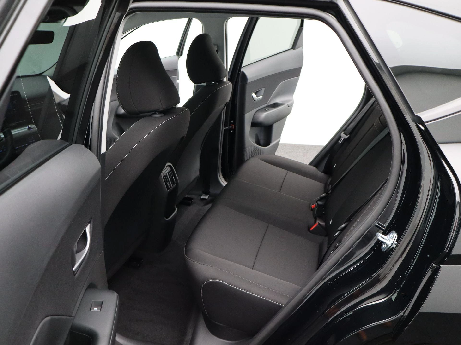 Hyundai-Kona-image-11