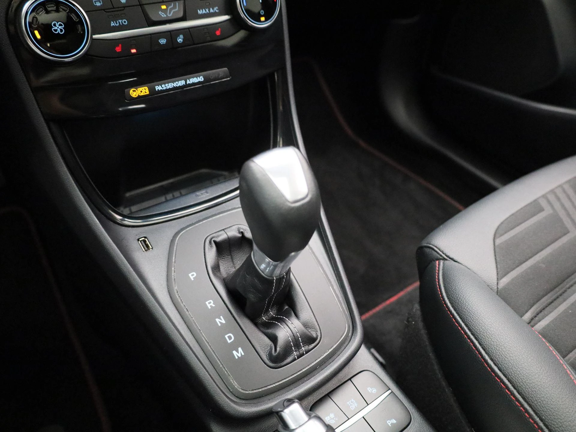 Ford-Puma-image-26
