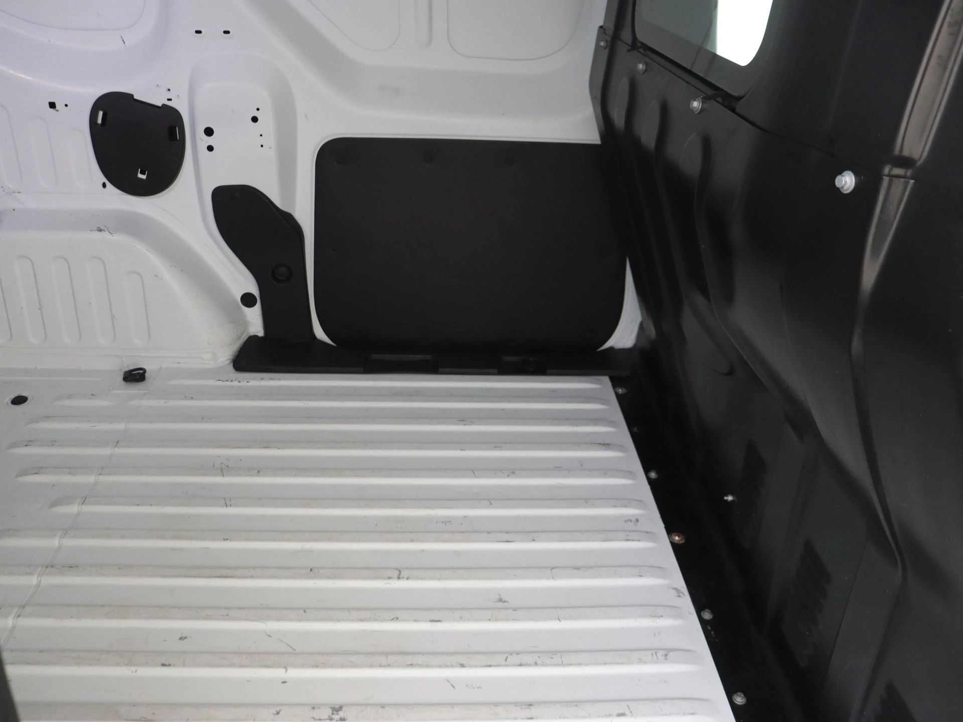 Renault-Express-image-15