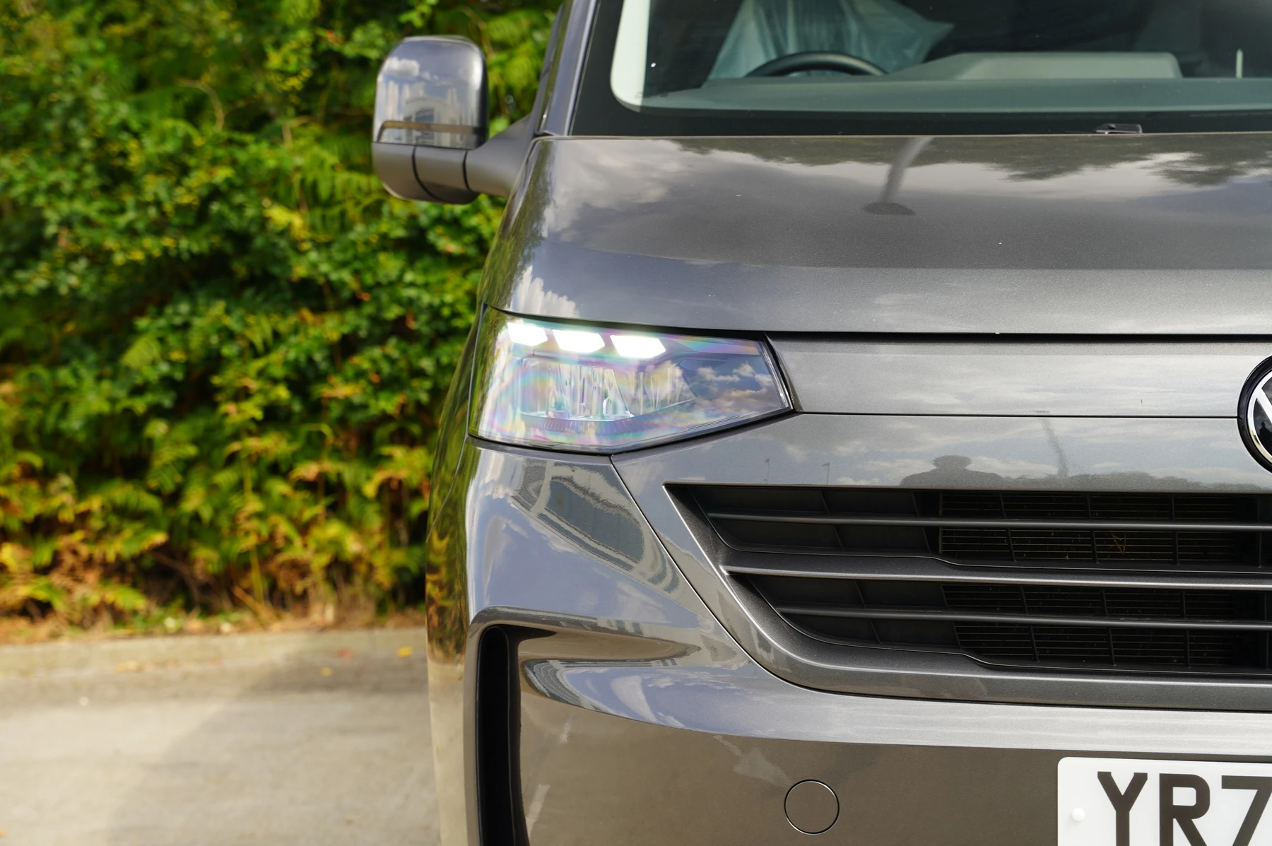 Volkswagen-Transporter-image-33