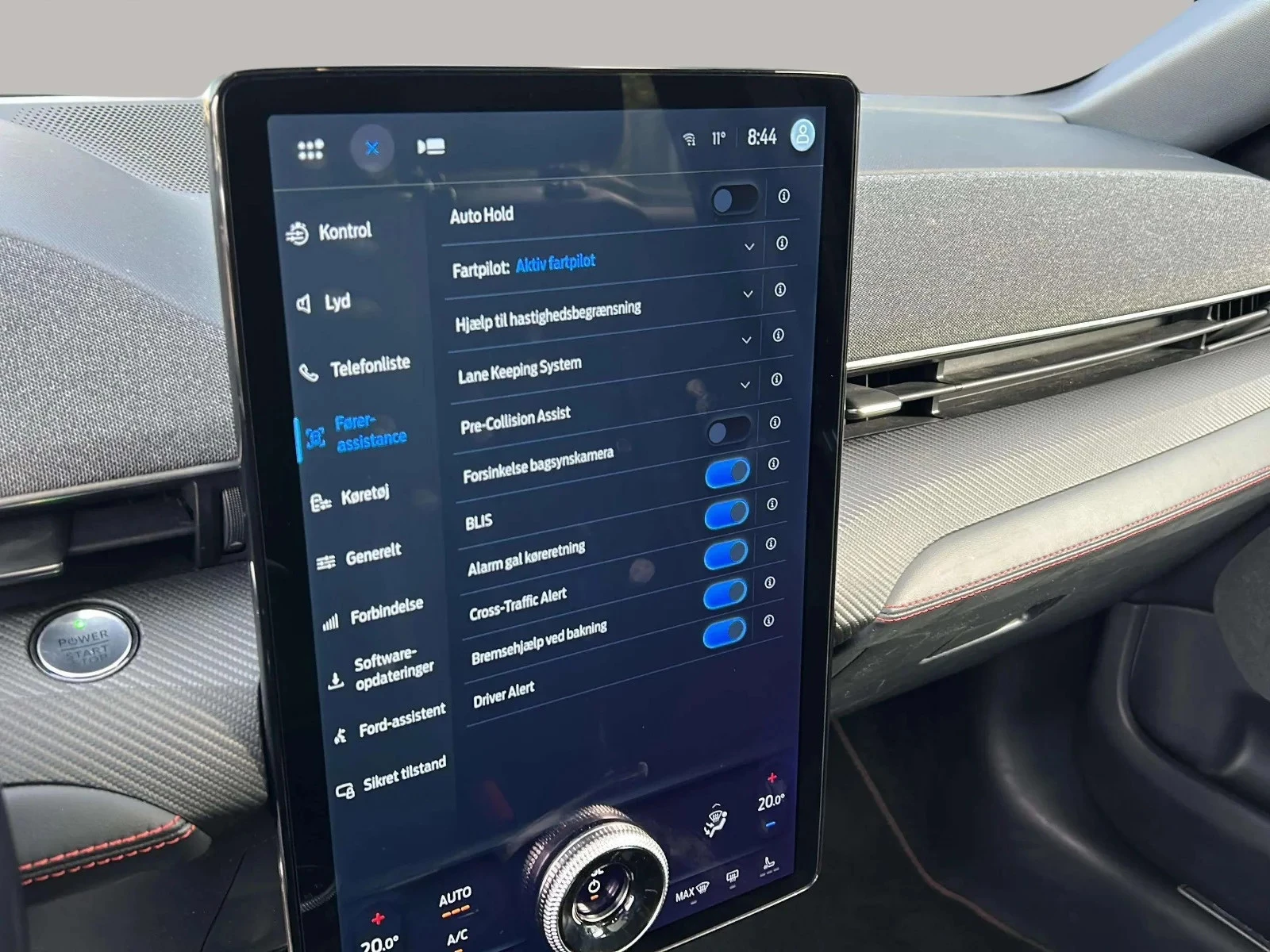 Ford-Mustang Mach-E-image-18