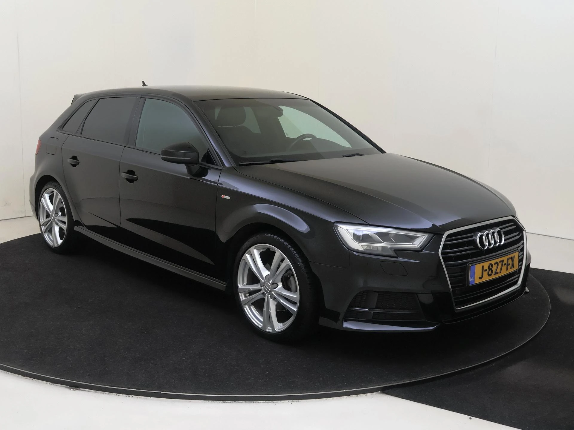 Audi-A3-image-1