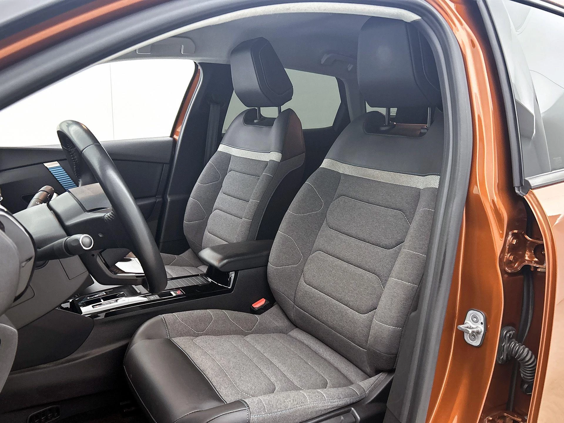 Citroën-ë-C4-image-32