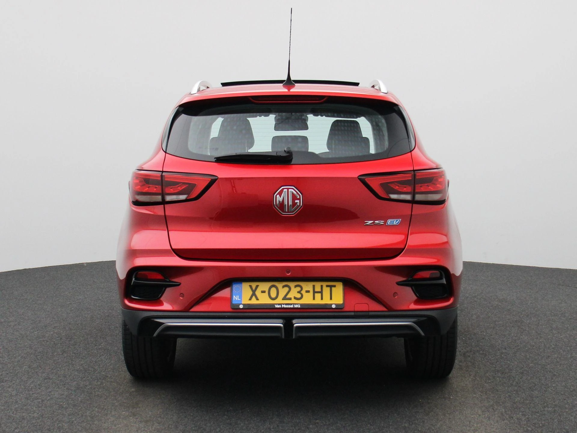 MG-ZS EV-image-4