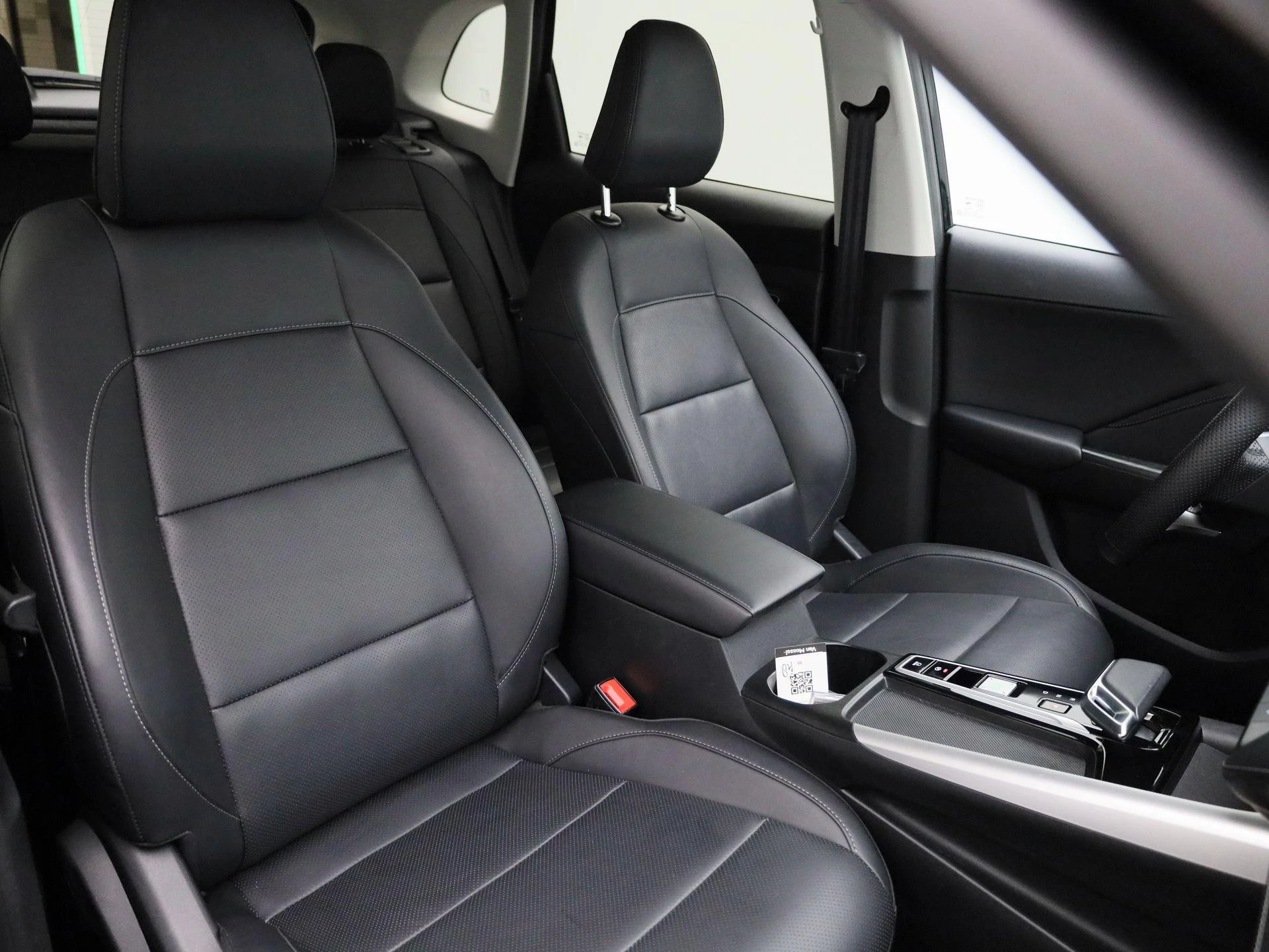 MG-ZS-image-32
