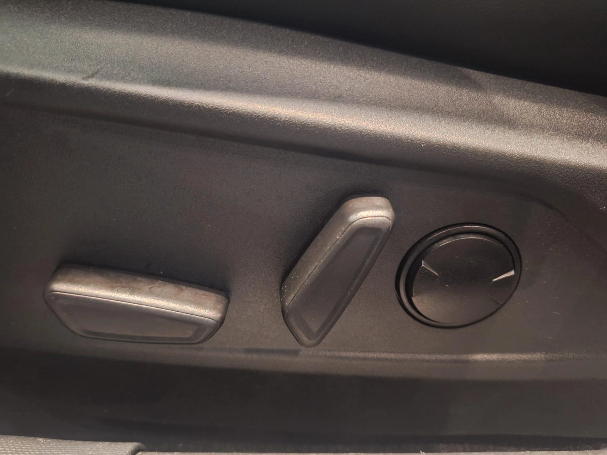 Ford-Mustang Mach-E-image-14