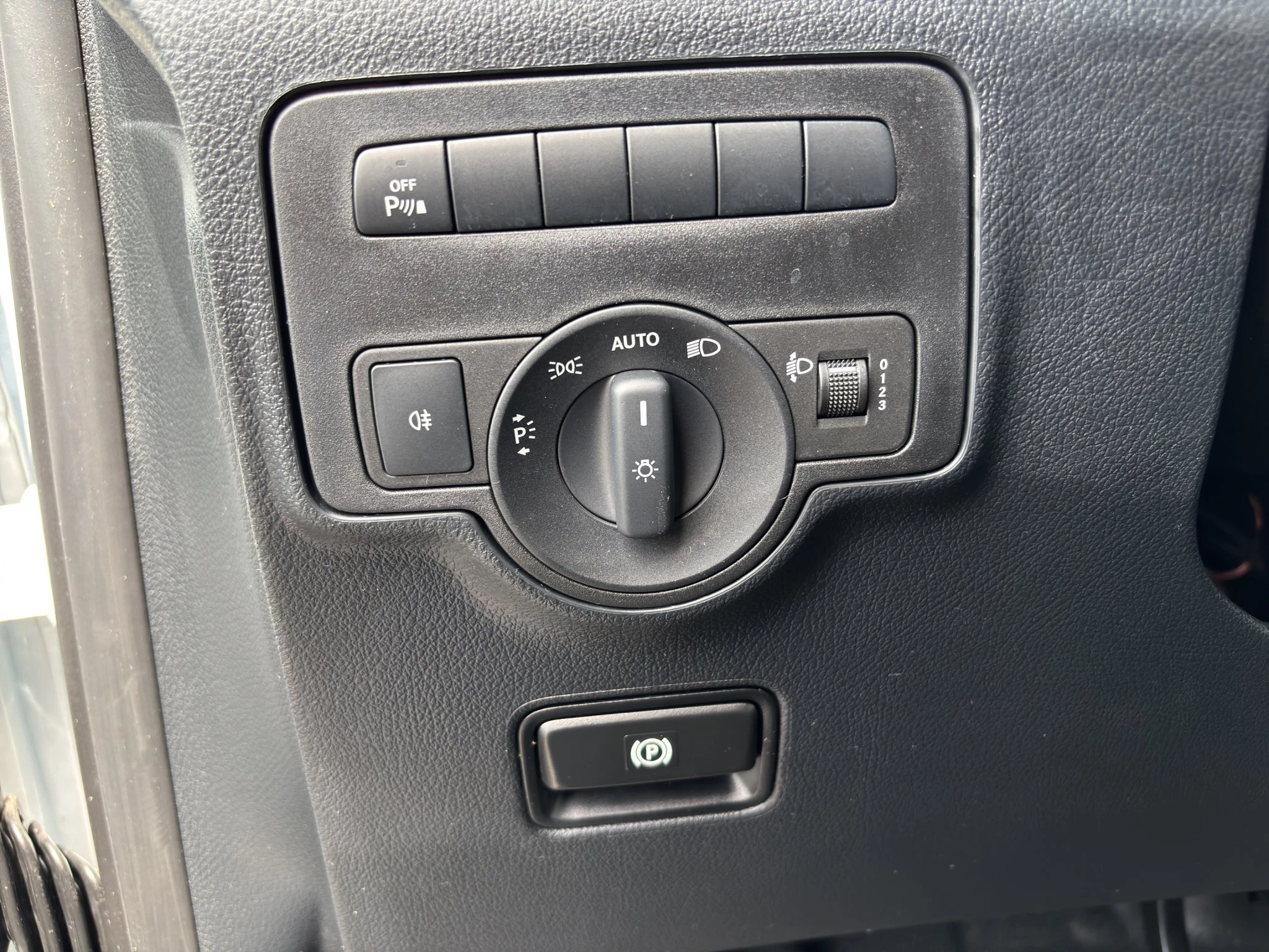 Mercedes-Benz Vito Mixto 114 CDI RWD