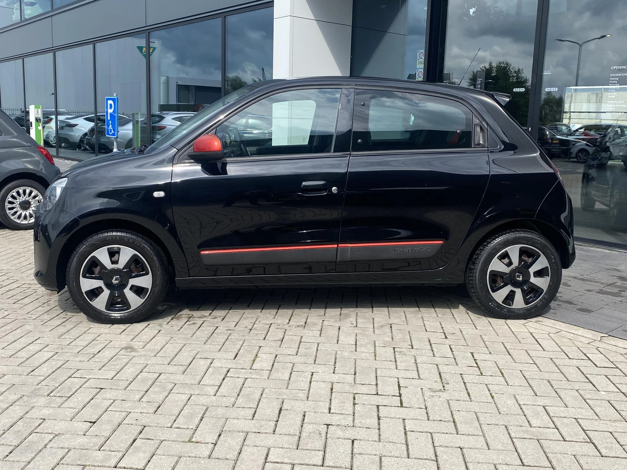 Renault-Twingo-image-1