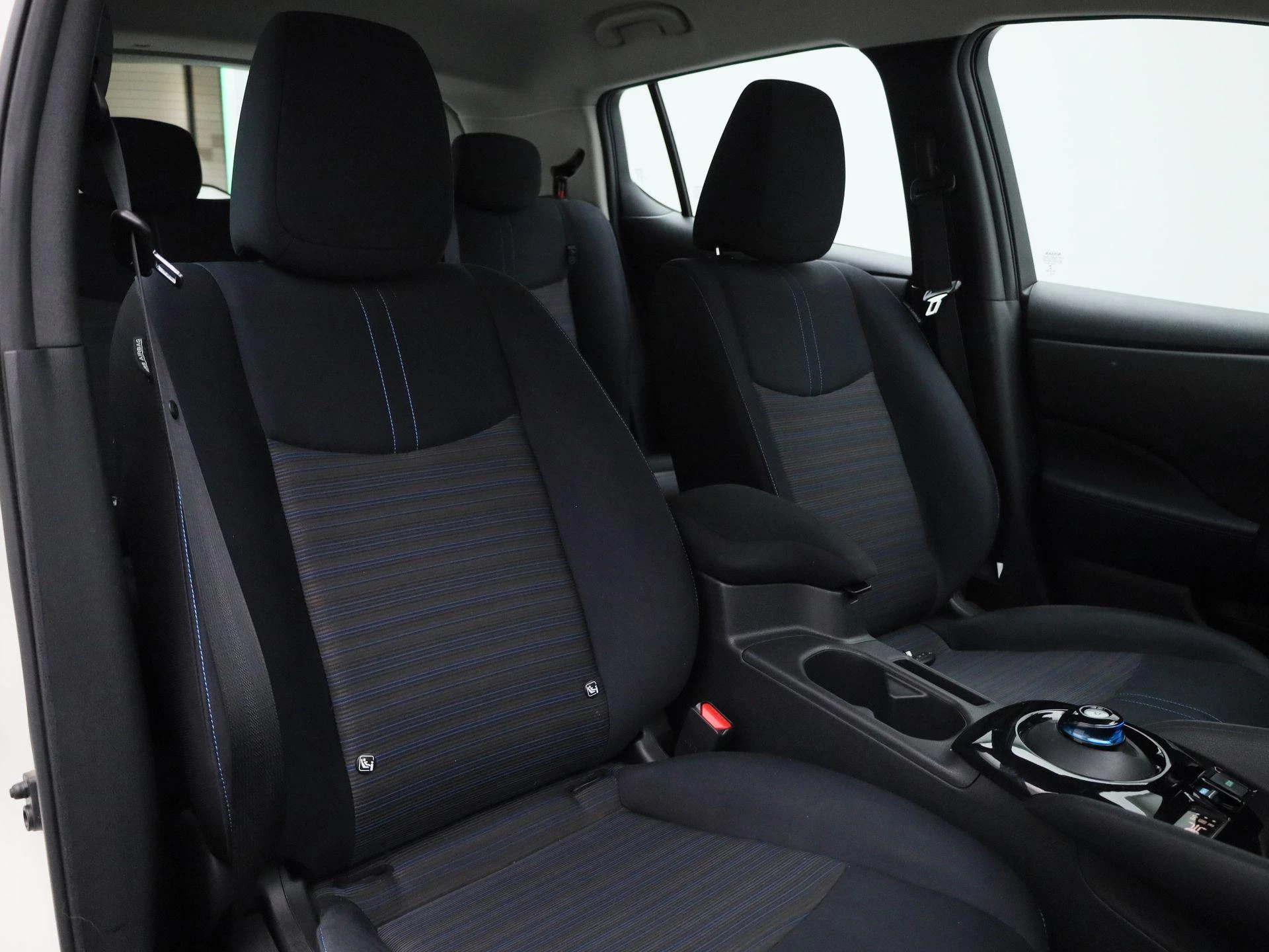 Nissan-Leaf-image-30