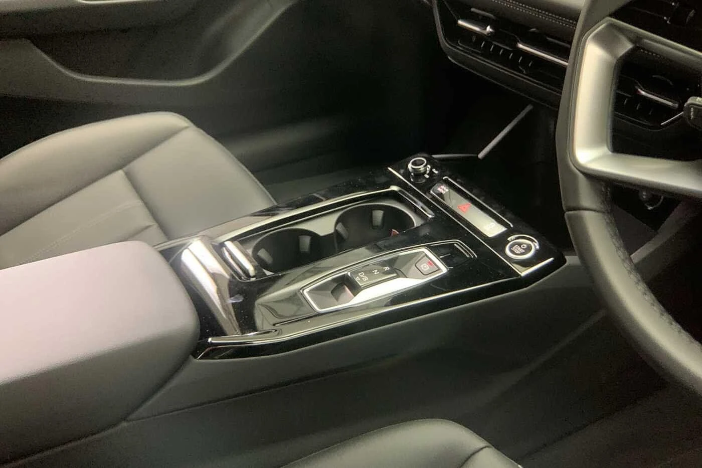 Audi-A6-image-7