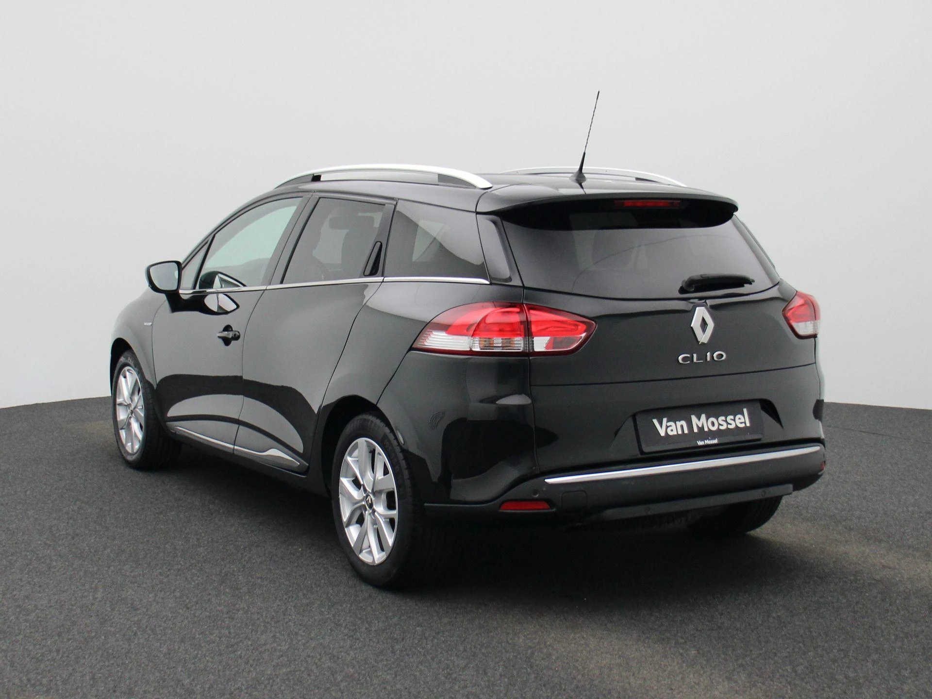 Renault-Clio-image-1