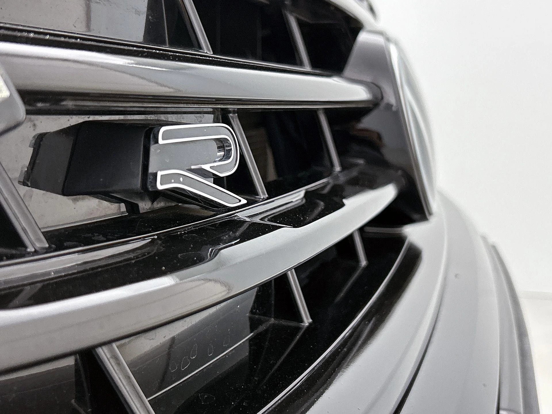 Volkswagen-Tiguan-image-15