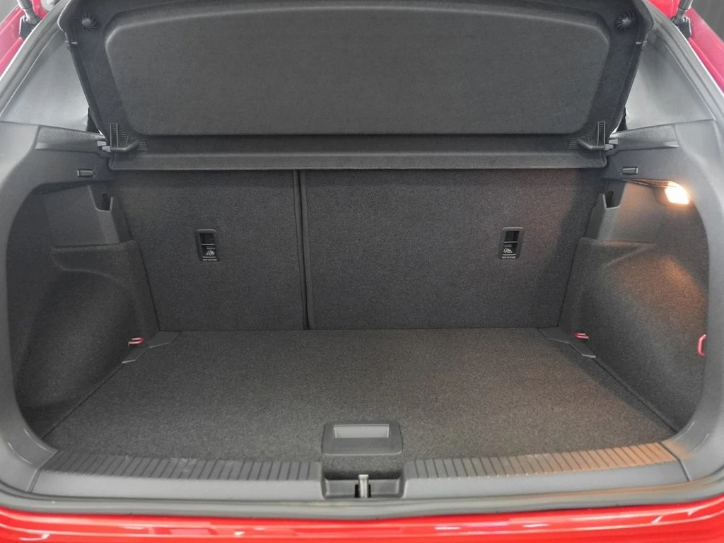 Volkswagen T-Cross 1.0TSI R-Line AHV BlackStyle RearView
