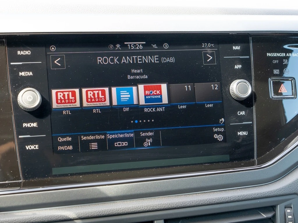 Volkswagen-Polo-image-10