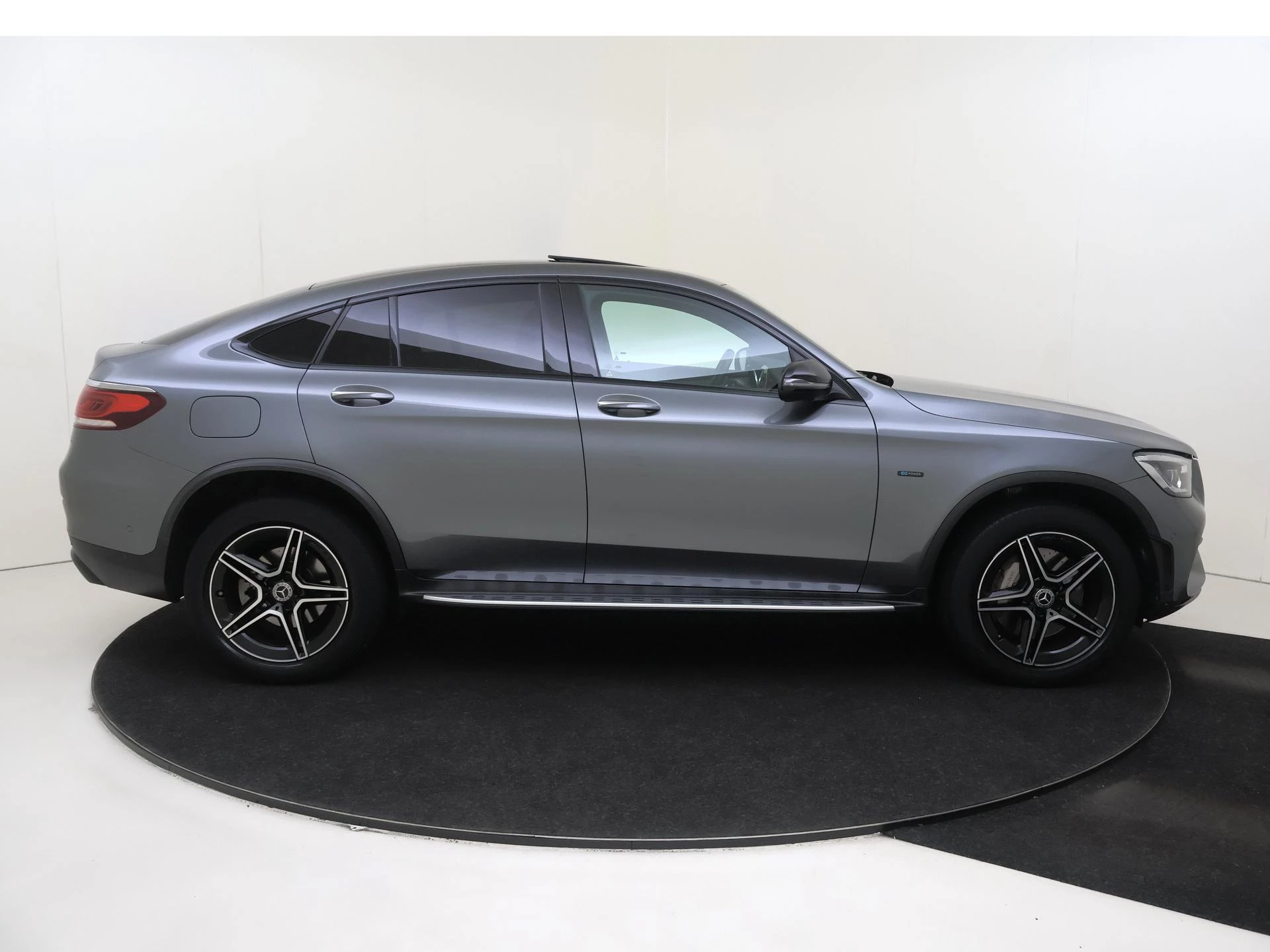 Mercedes-Benz-GLC-image-8