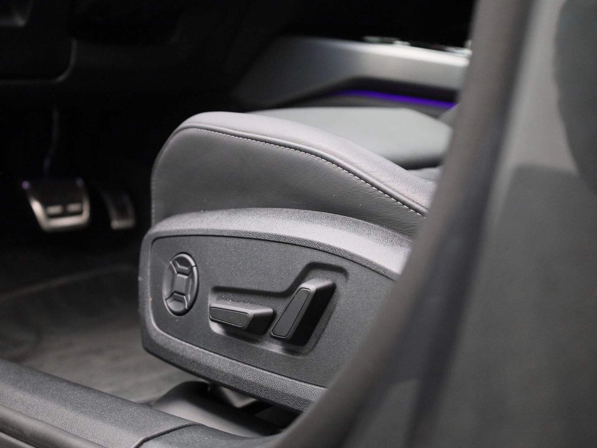 Audi A5 Avant 2.0 e-hybrid quattro S edition Competition