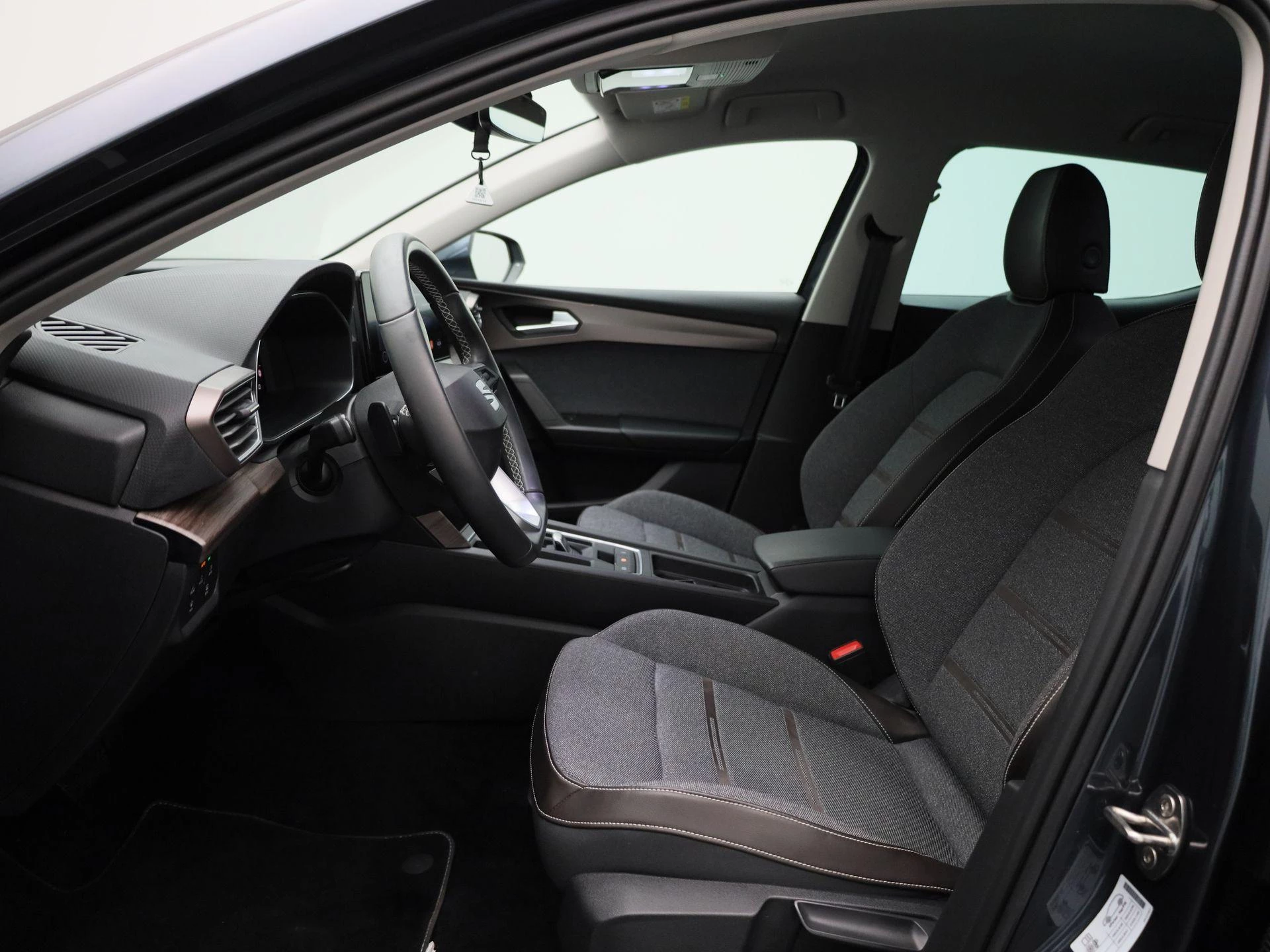 SEAT-Leon-image-8