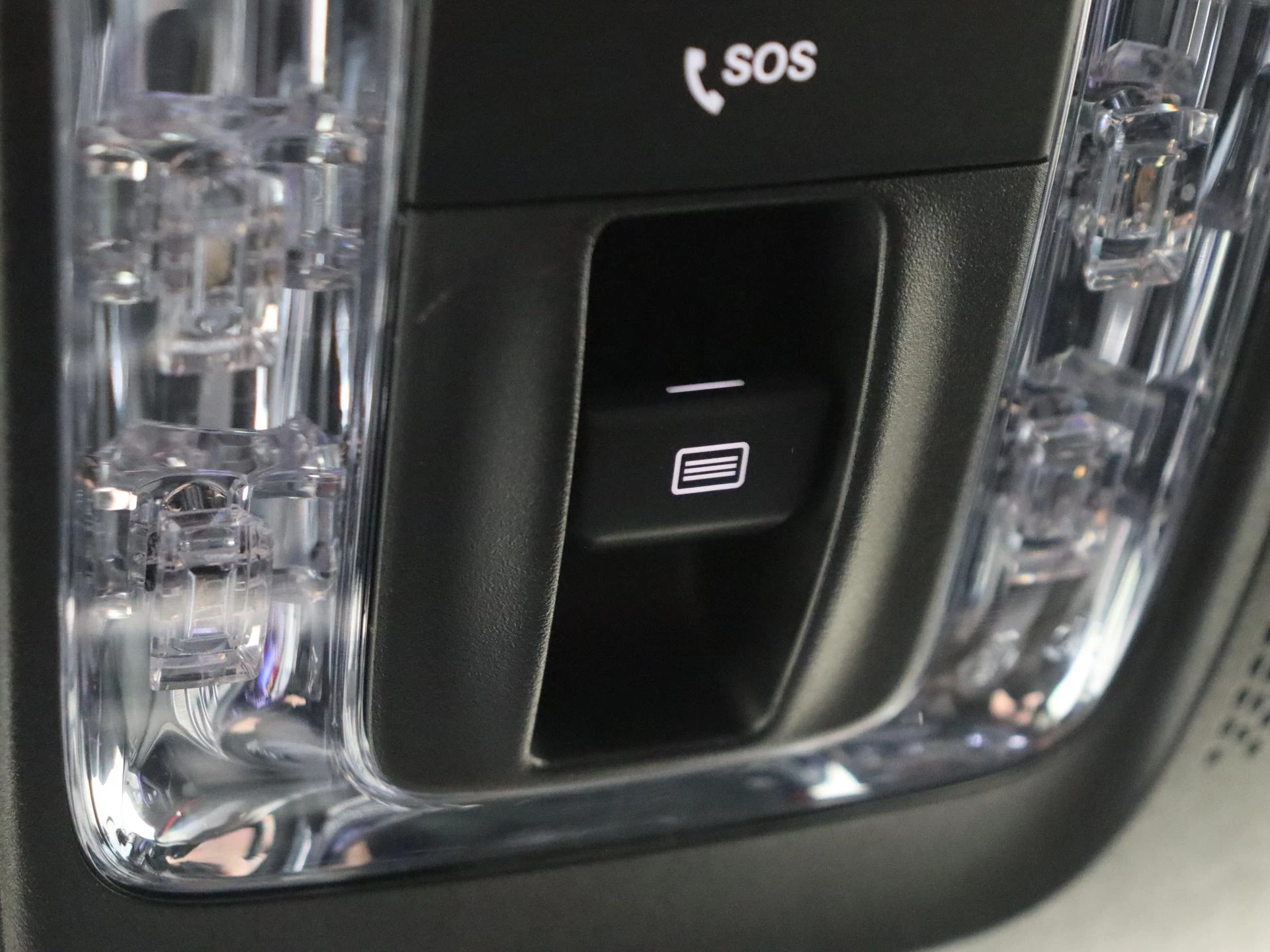 Mercedes-Benz-GLE-image-24