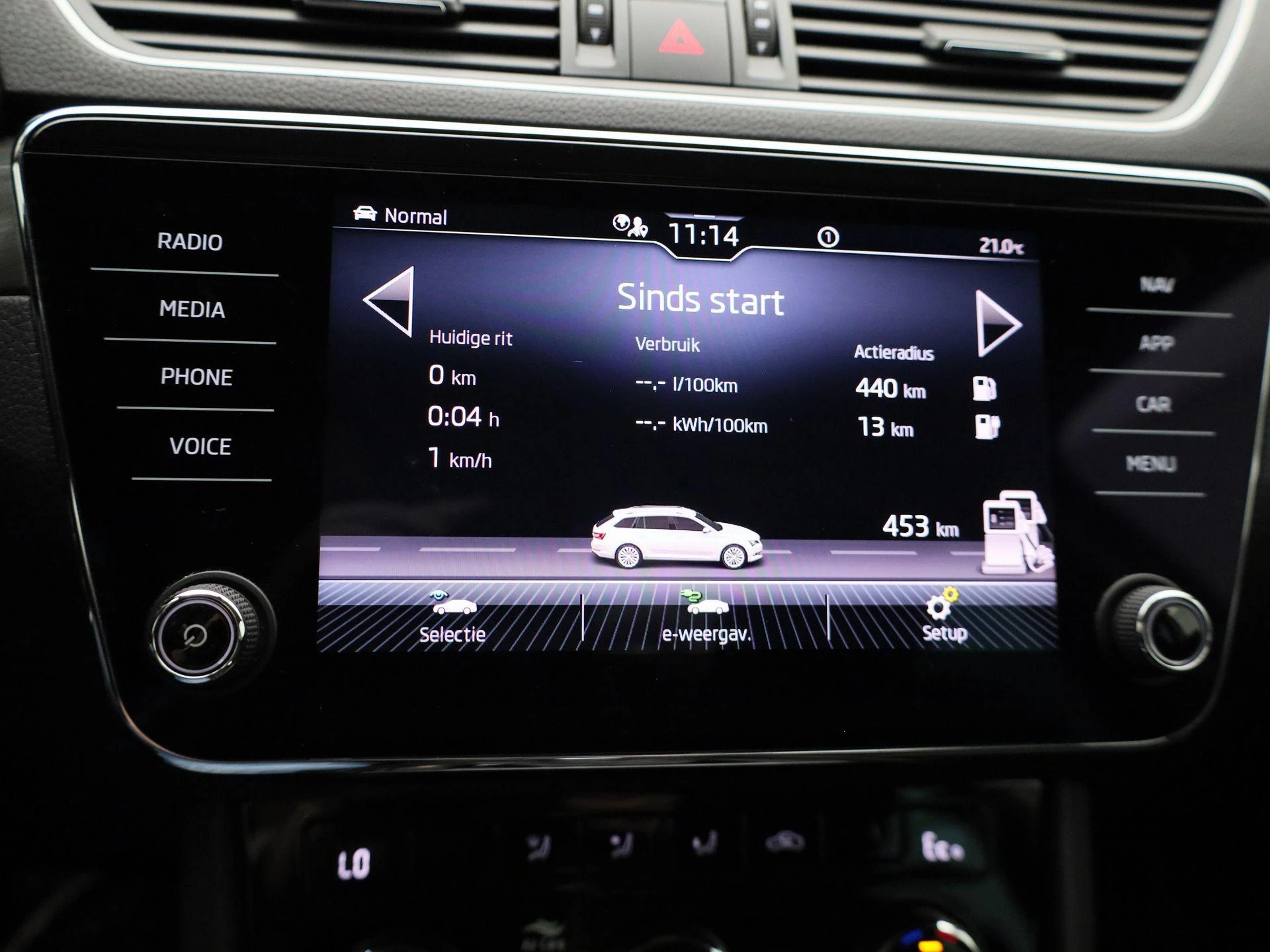 Škoda-Superb-image-23