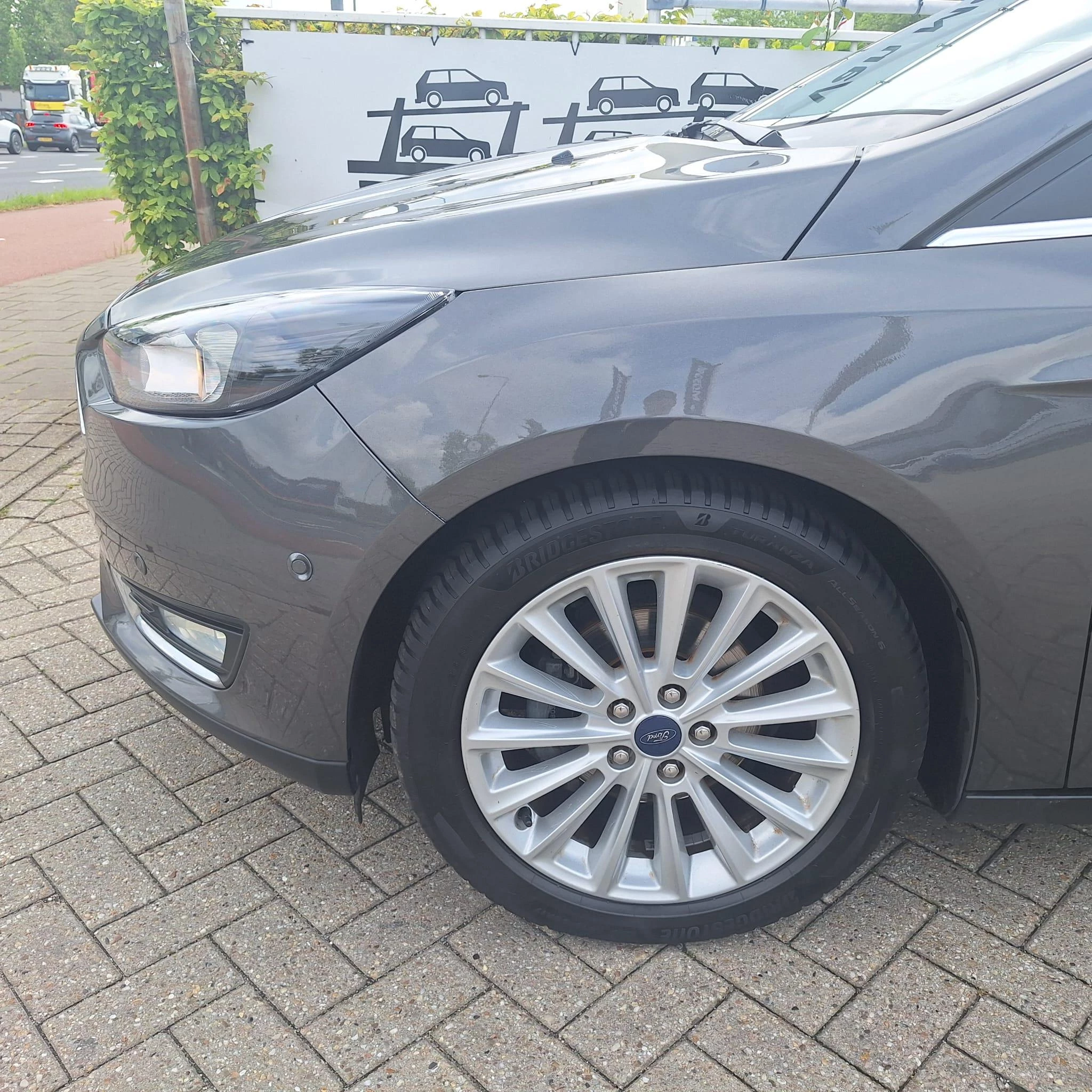 Ford Focus Wagon 1.0 Titanium Edition 125pk