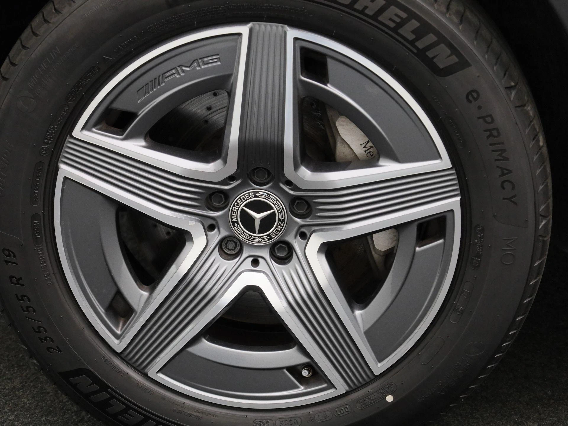 Mercedes-Benz-GLC-image-13