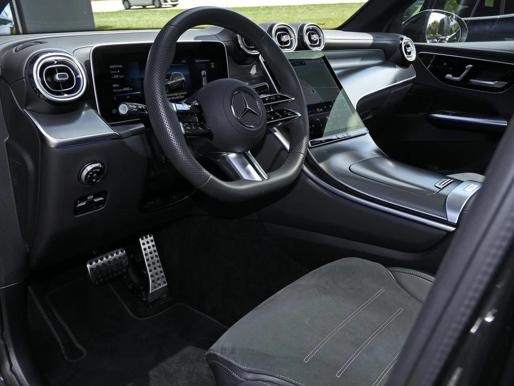 Mercedes-Benz-GLC 220 d-image-8