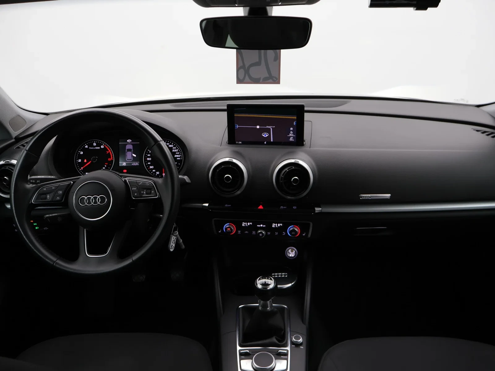 Audi A3 Sportback 30TFSI 116PK *TREKHAAK*CRUISE*NAVI*ZETELVERWARMING*BLTH*DAB RADIO*...*