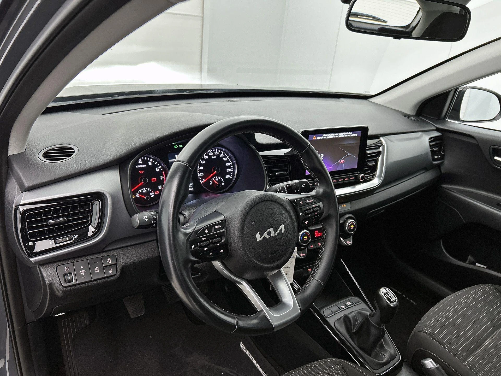 Kia-Stonic-image-19