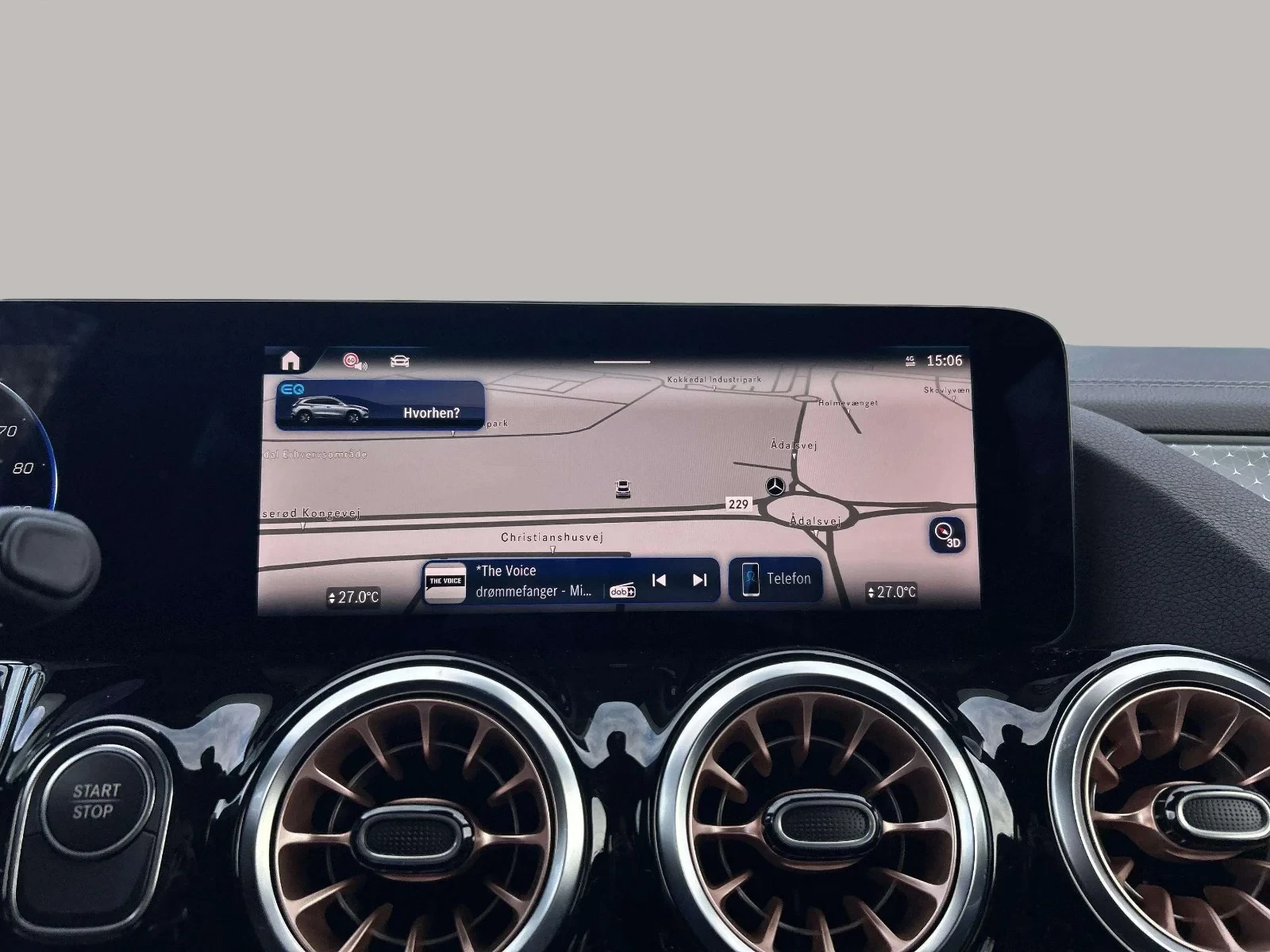 Mercedes-Benz-EQA-image-16