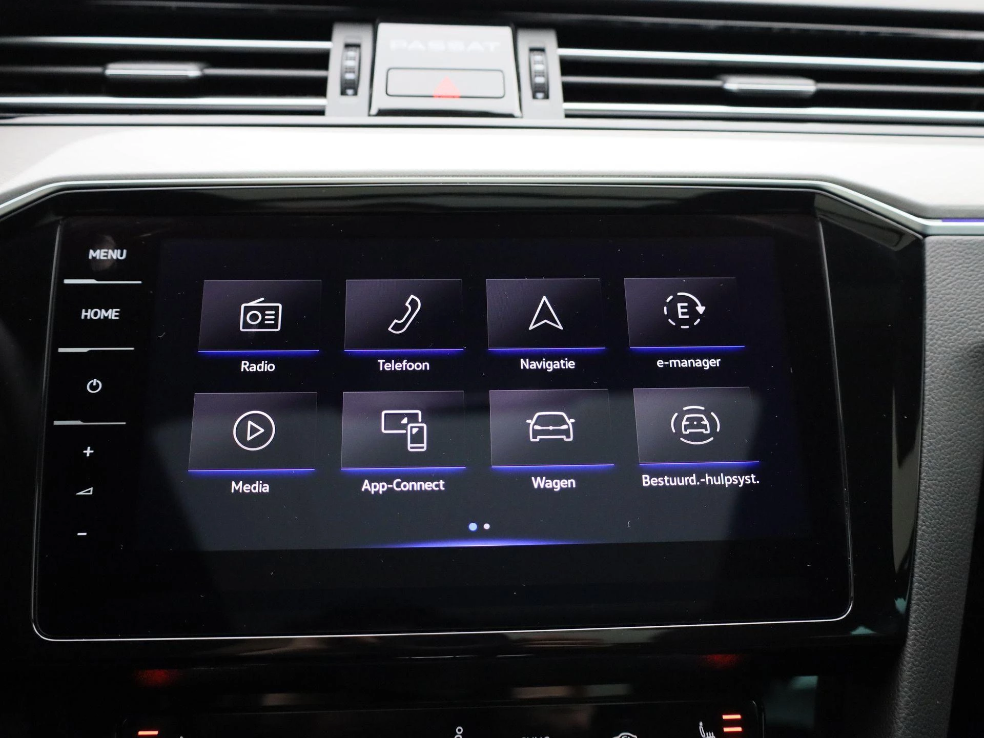 Volkswagen-Passat-image-28