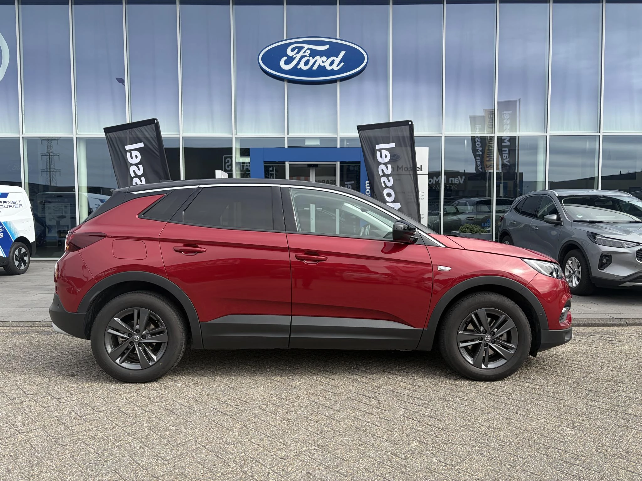 Opel-Grandland X-image-5