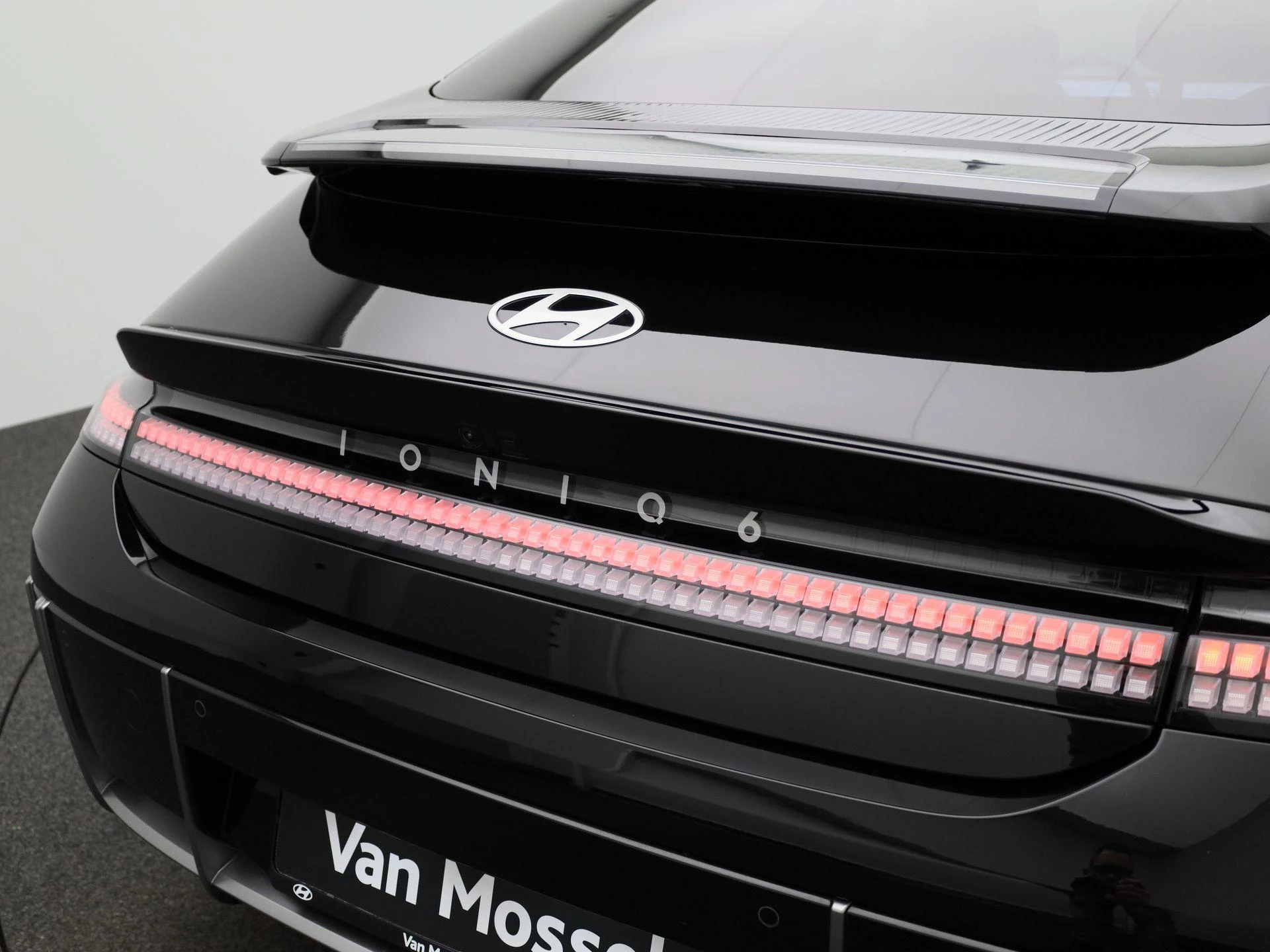 Hyundai IONIQ 6 77,4 kWh Core Plus