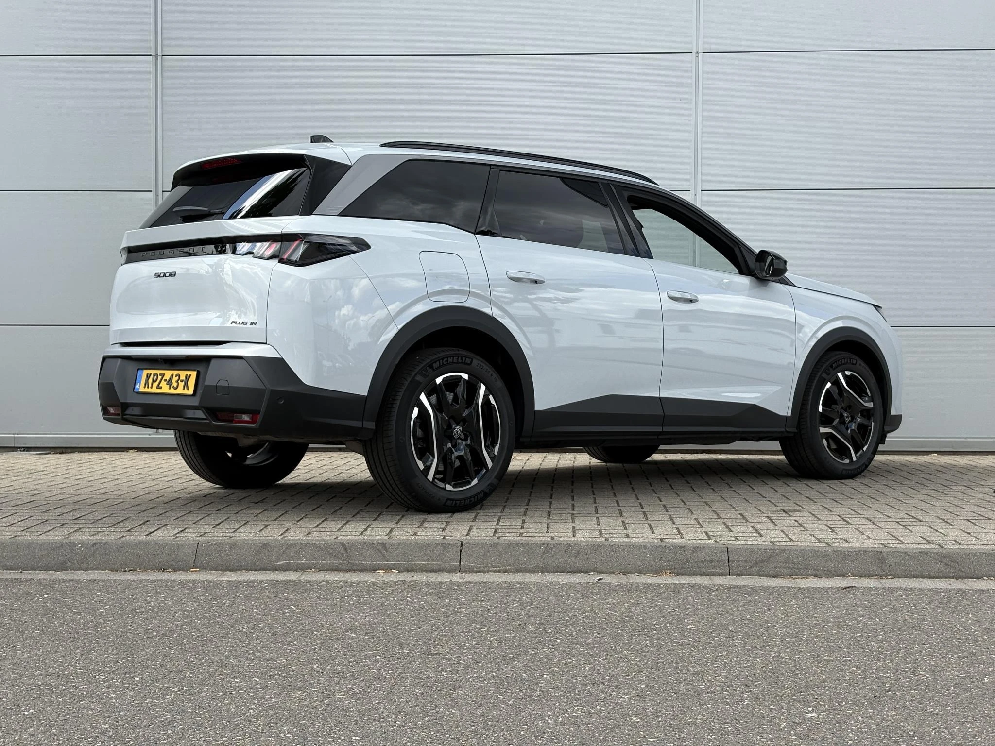 Peugeot-5008-image-5