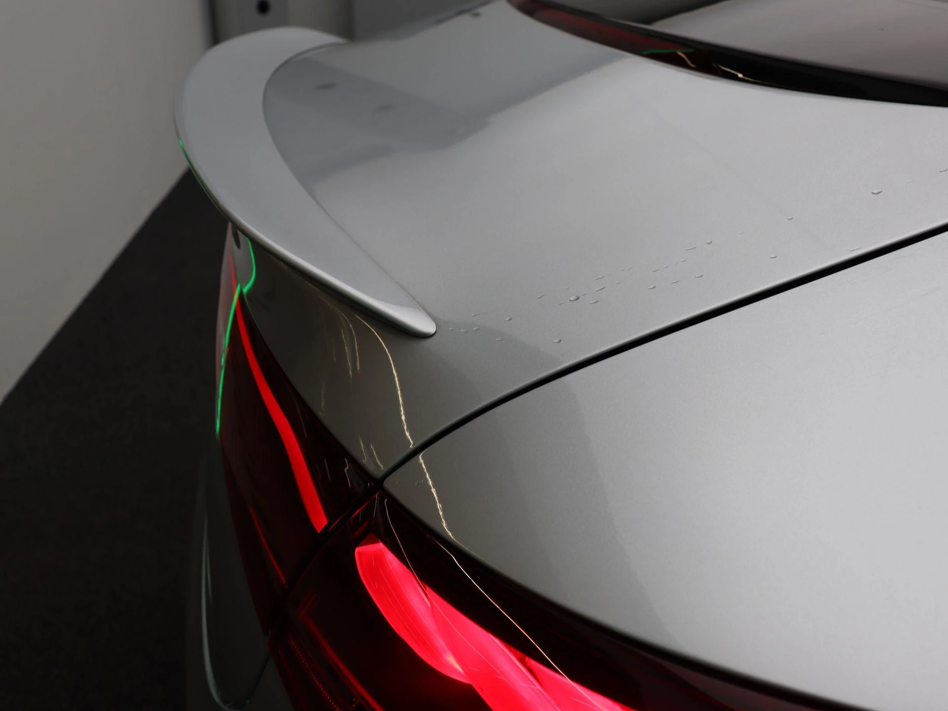 Mercedes-Benz-EQE-image-20