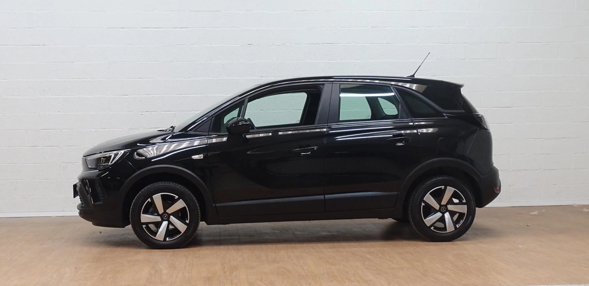 Opel Crossland 1.2T Edition+winterpack+camera