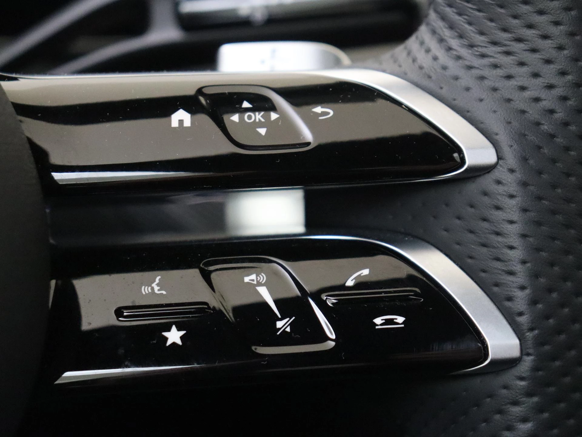Mercedes-Benz-C-Klasse-image-15