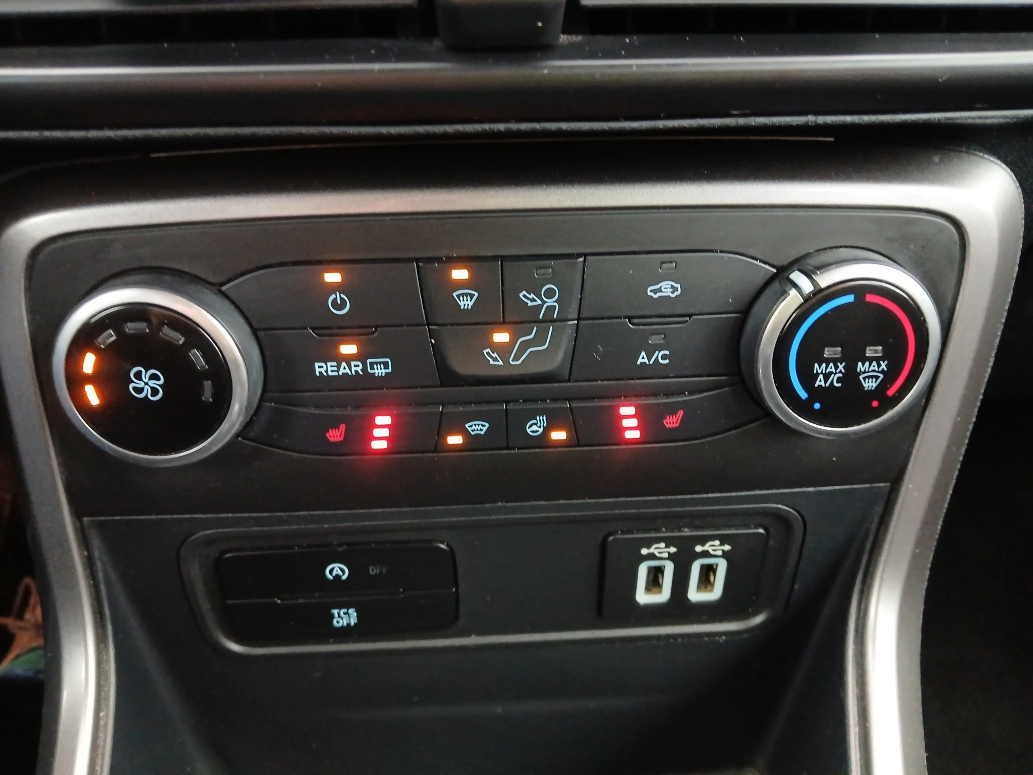 Ford-EcoSport-image-22