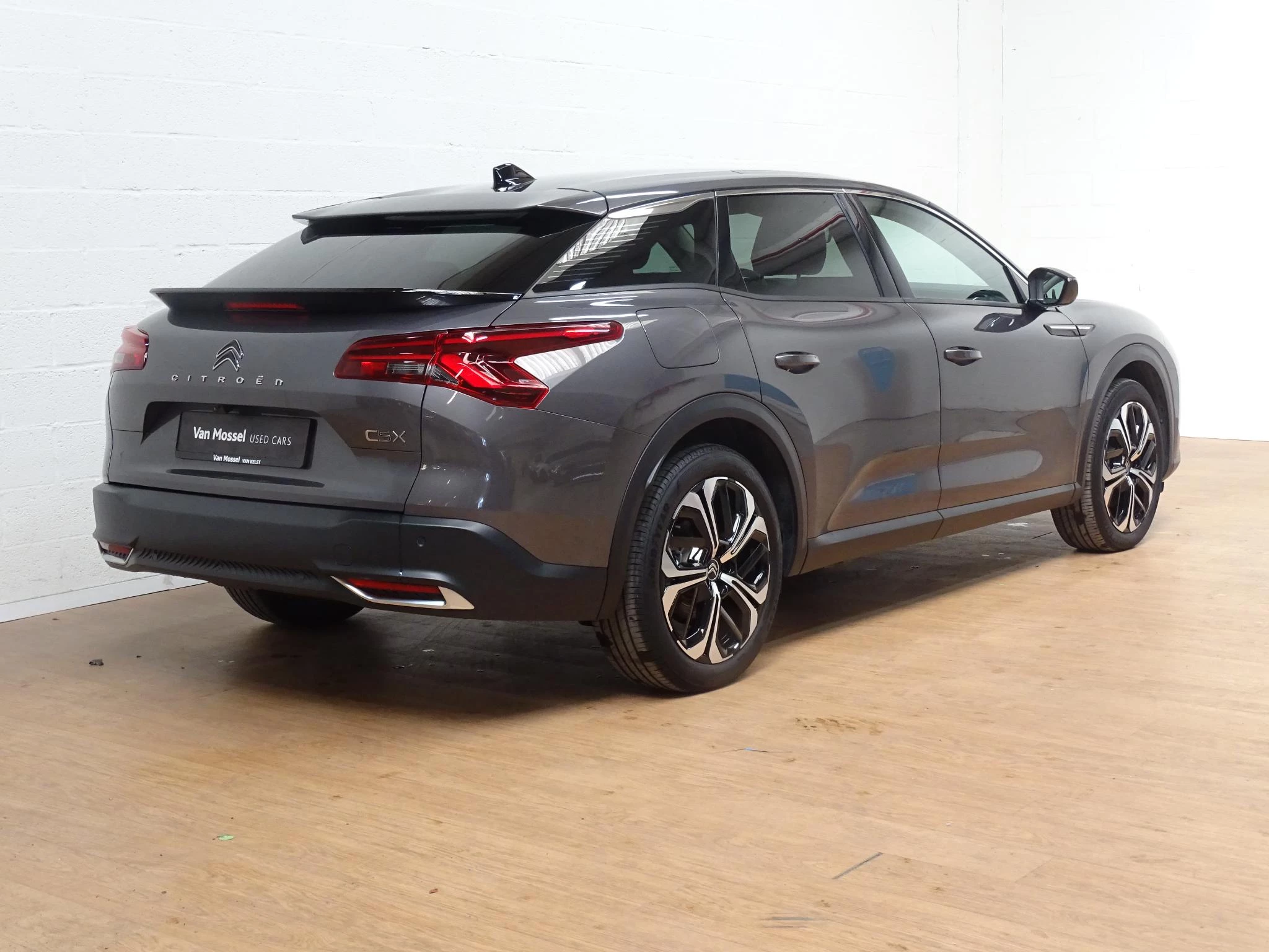 Citroën C5 X Hybrid 225 e-EAT8 Max