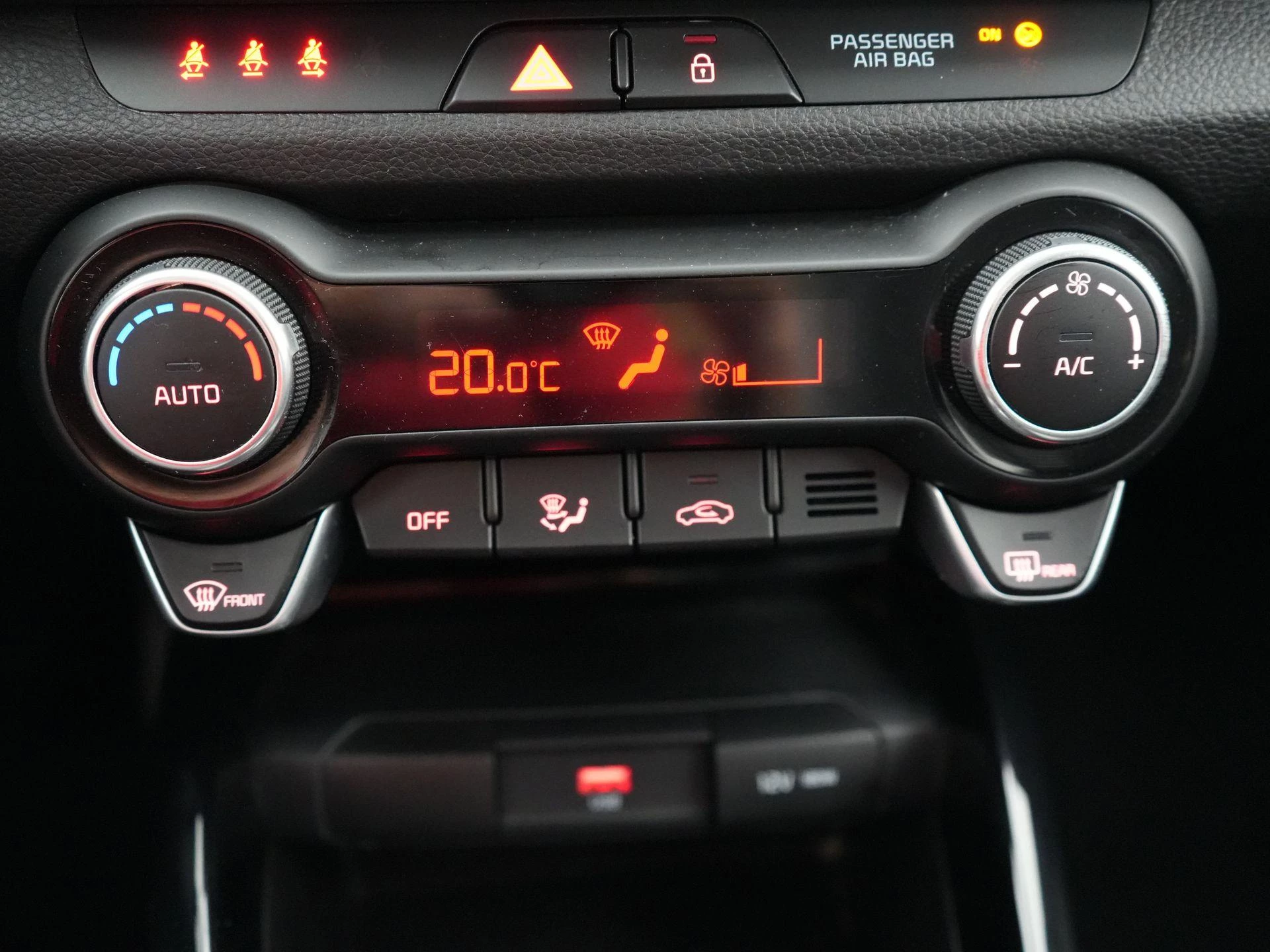 Kia-Stonic-image-17