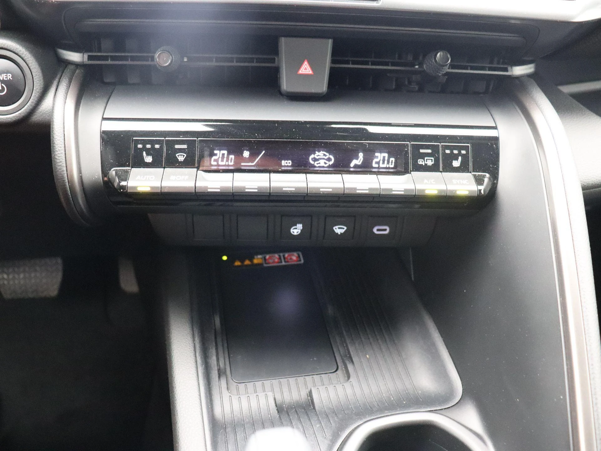 Toyota-C-HR-image-15
