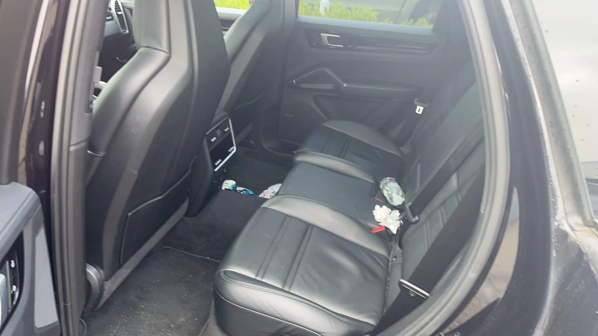 Porsche-Cayenne-image-25