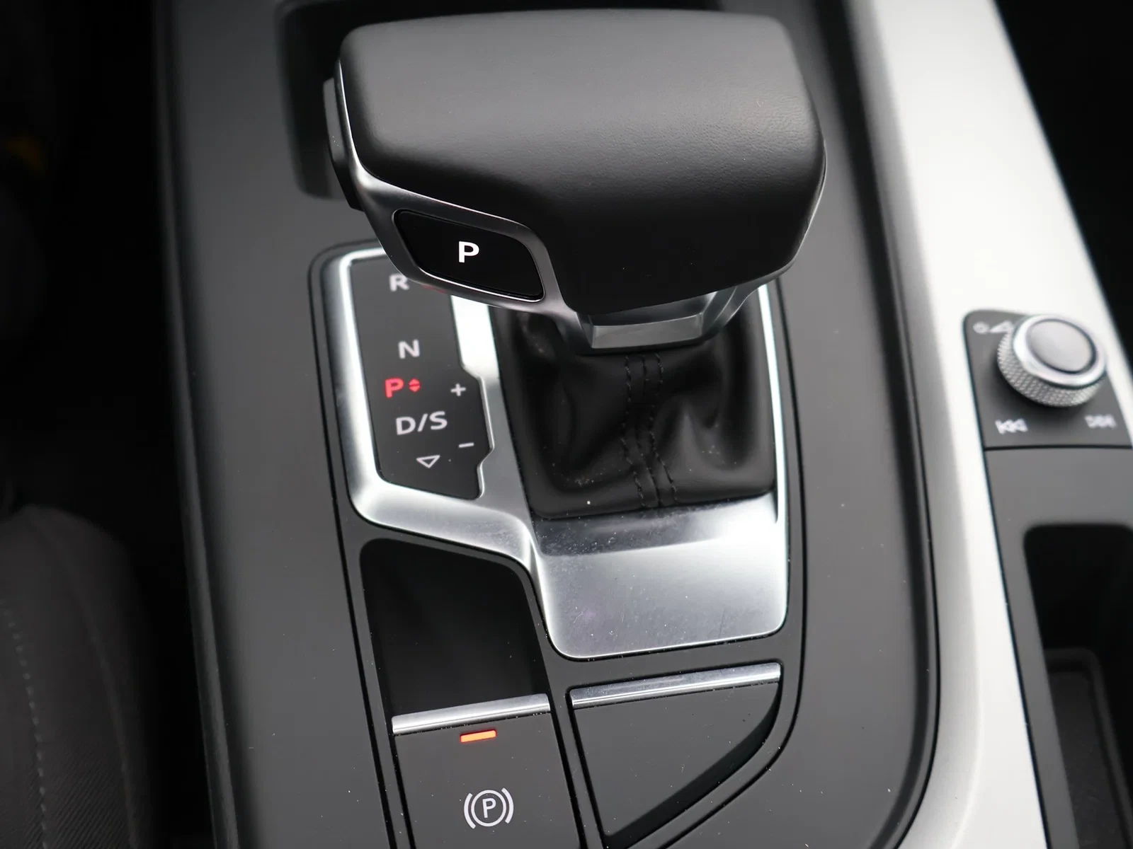 Audi-A4-image-23