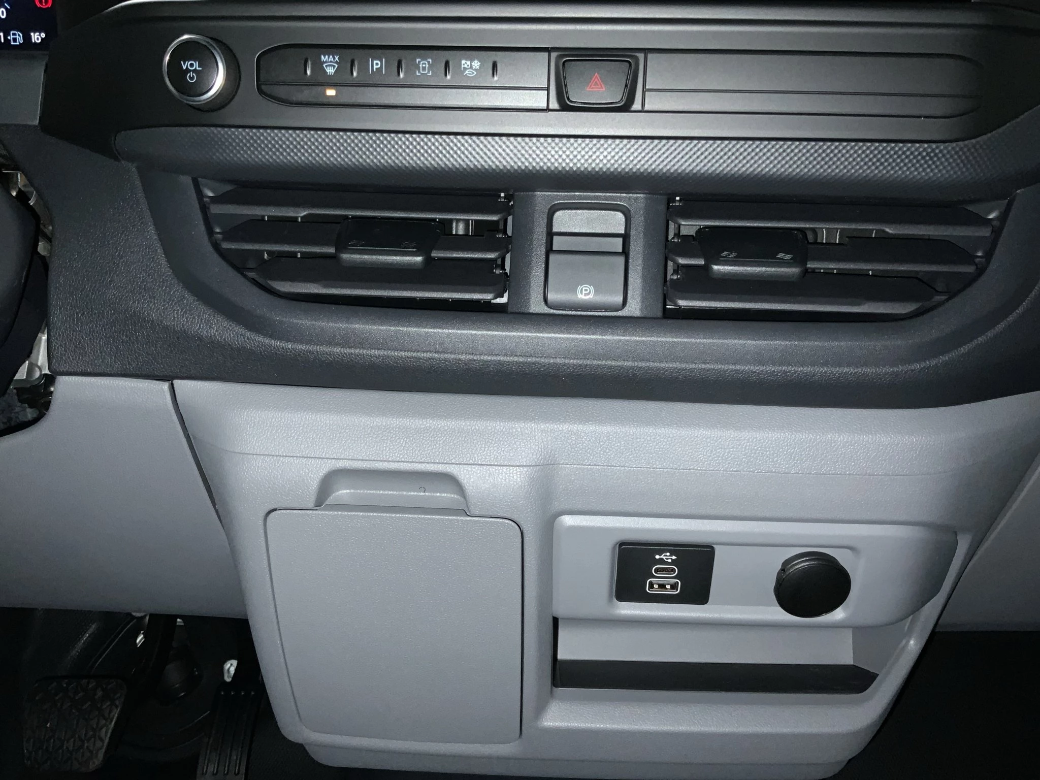 Ford Transit Custom Trend 320 L1 Automatik MJ 2026.50 *Aktionspreis ab Lager bis zum 30.06.2026*