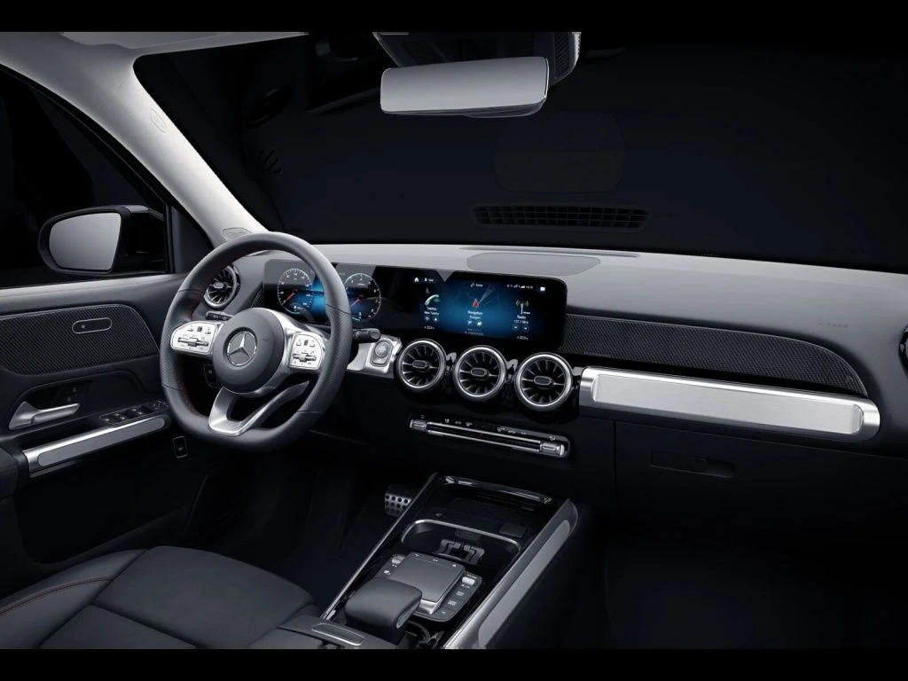 Mercedes-Benz-GLB 200-image-12