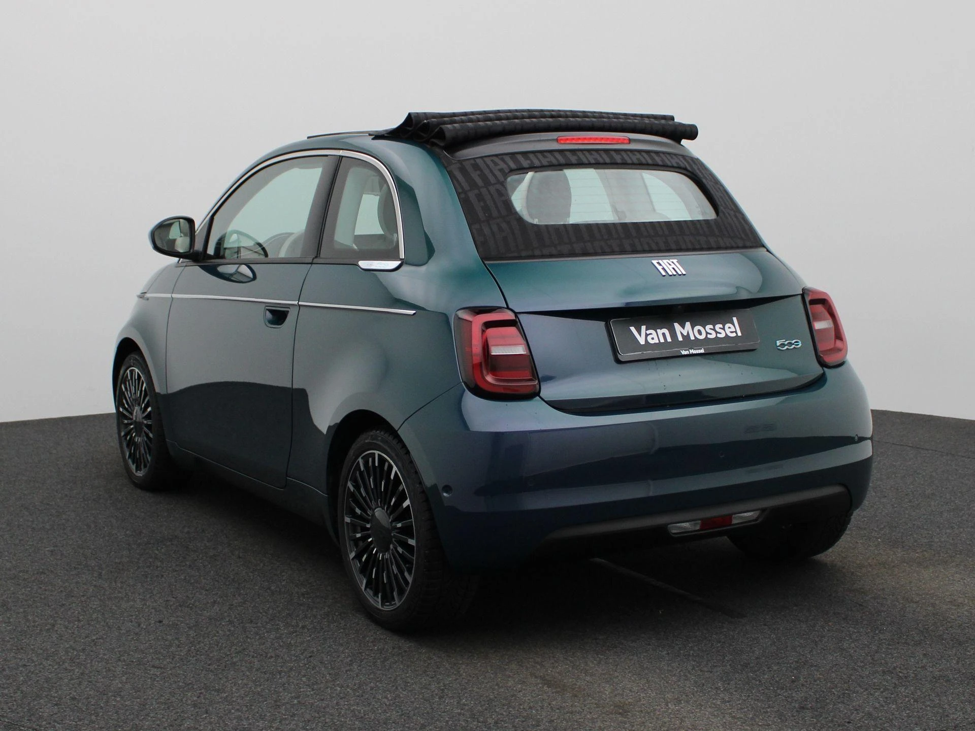 Fiat-500e-image-1